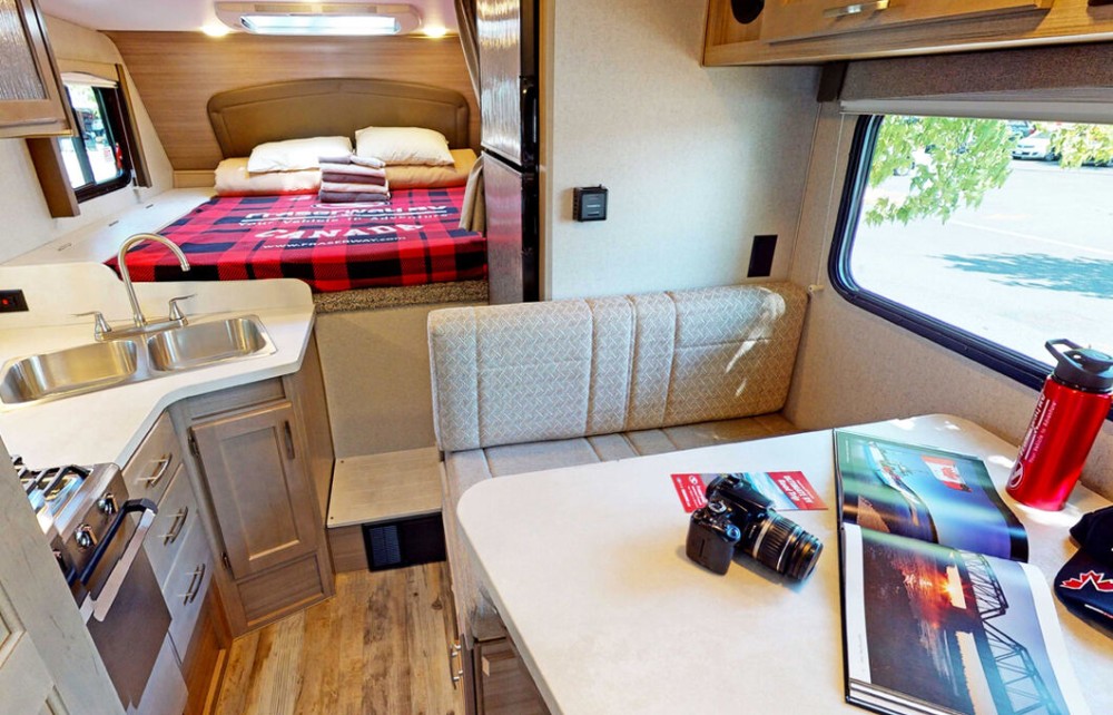 Truck Camper - image 8