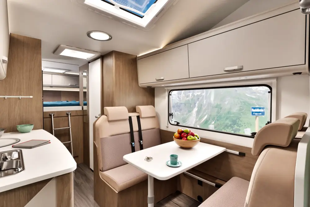 5 Berth Motorhome - image 15