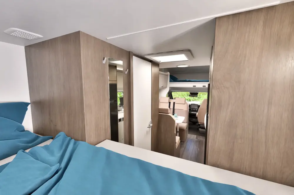 5 Berth Motorhome - image 16
