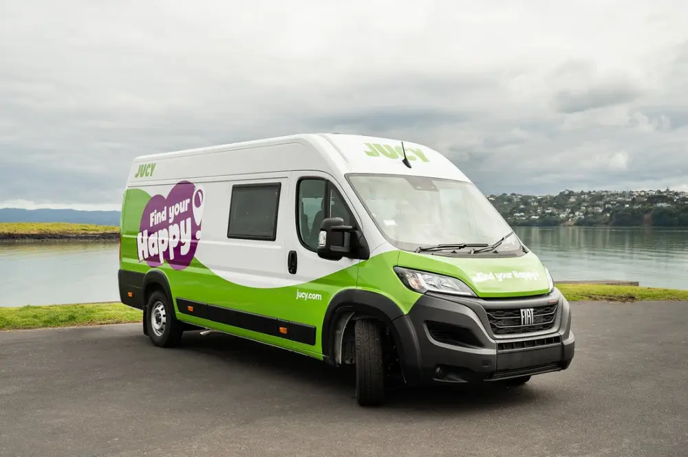 Fiat 4-Berth Campervan - image 2