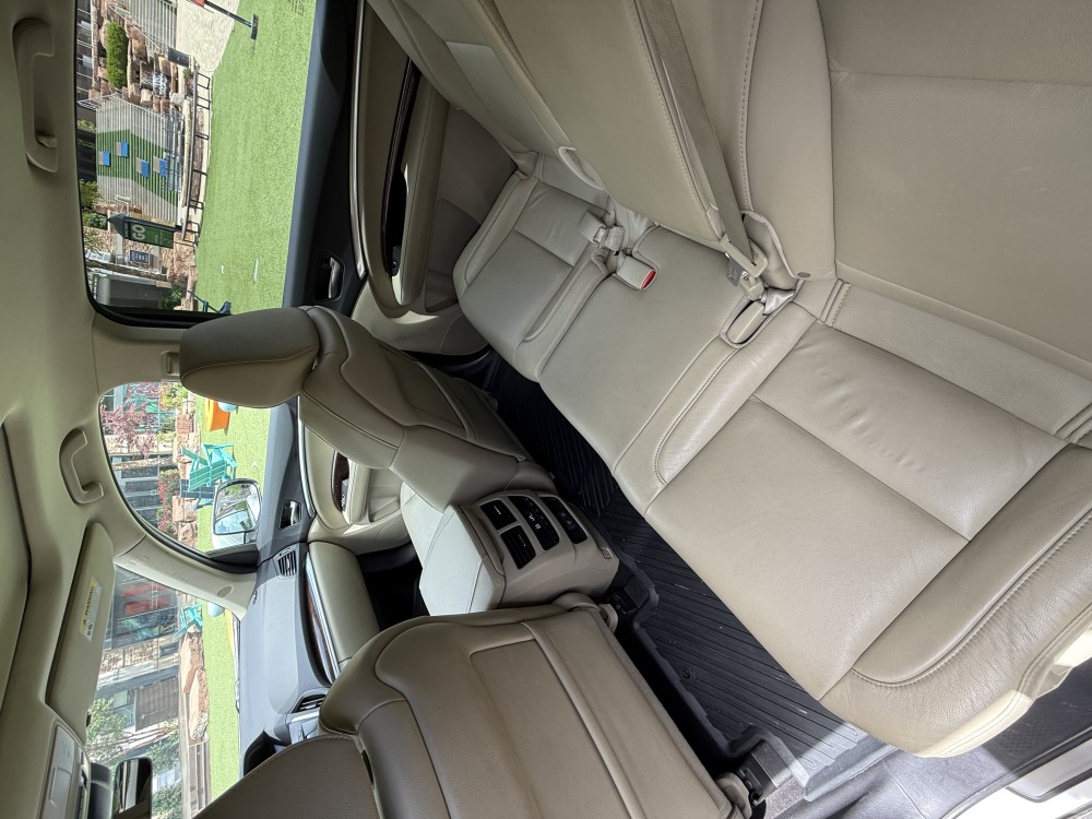 Acura MDX - image 13
