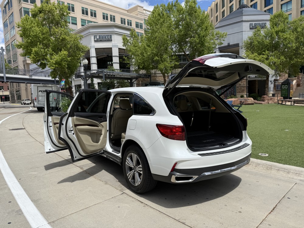 Acura MDX - image 8