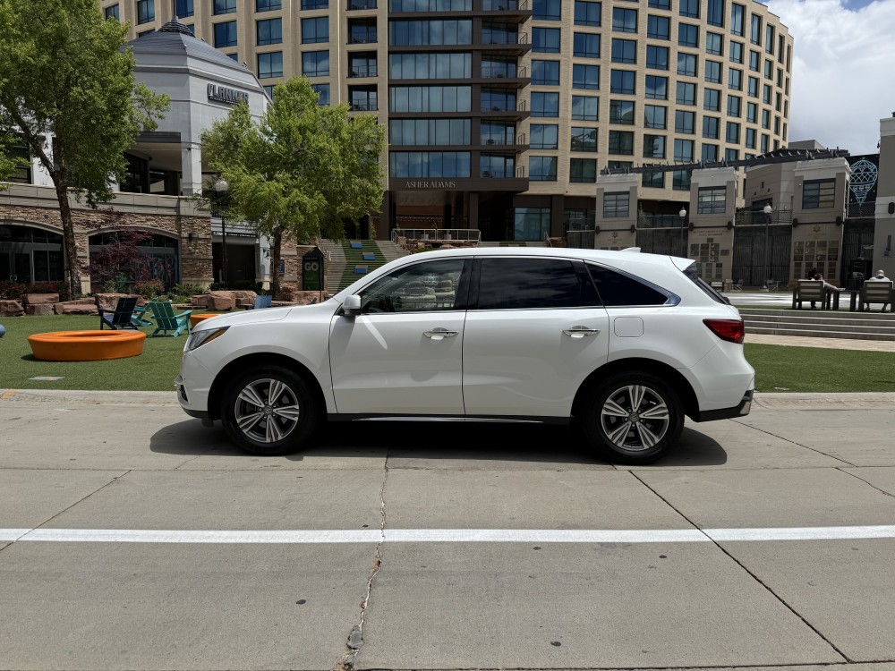 Acura MDX - image 4