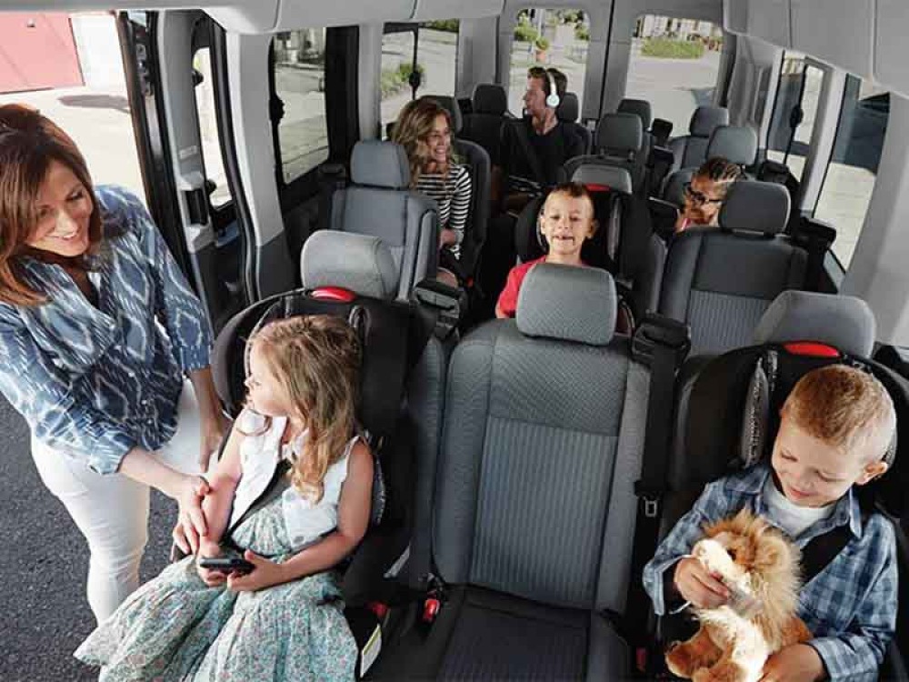 Ford Transit (15 Person) - image 5