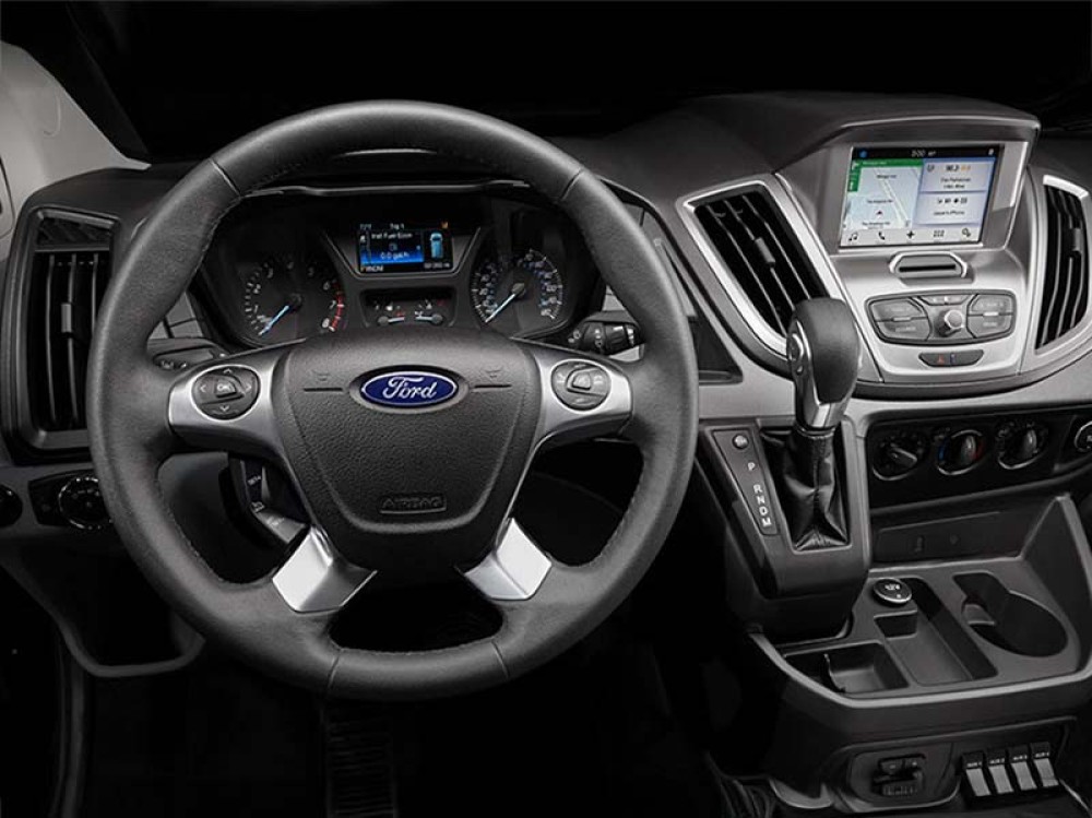 Ford Transit (15 Person) - image 4