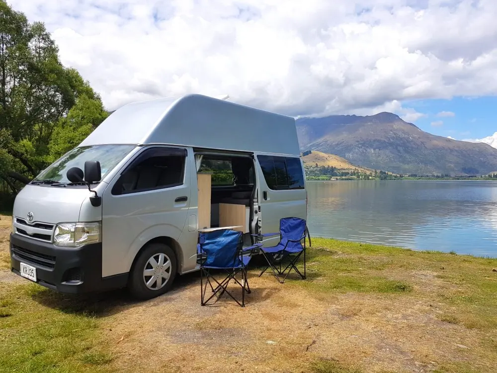 Campervan - image 2