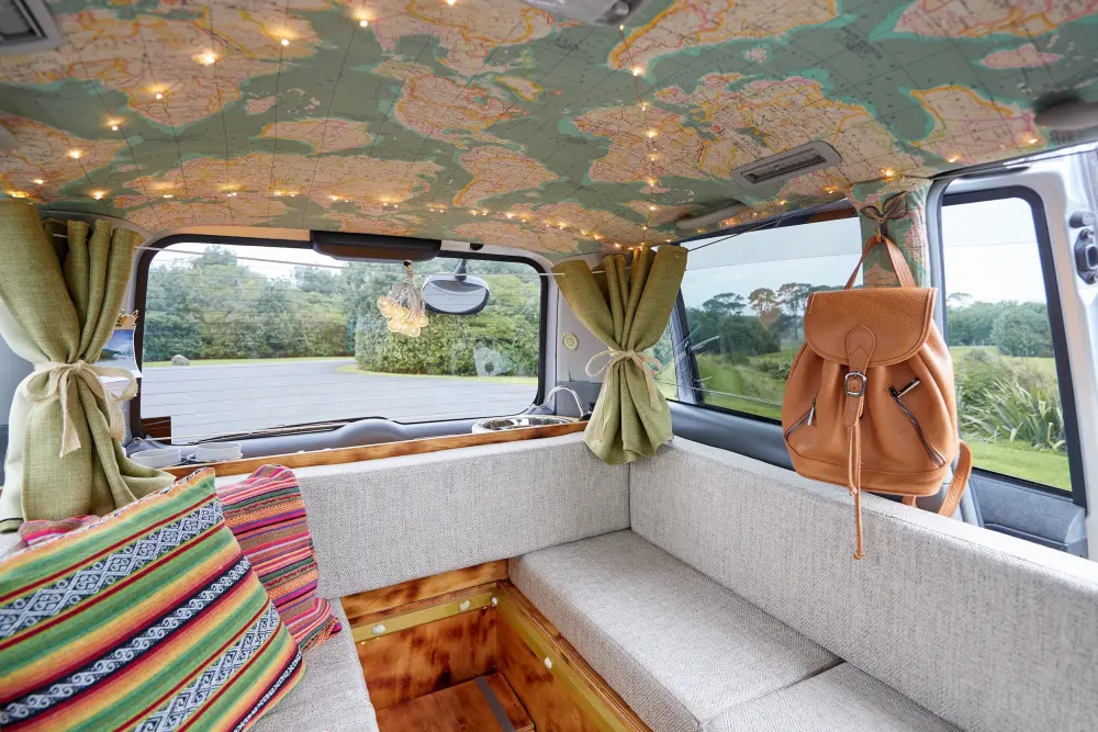 Sleepervan Generation 2 - Solar & Awning & Inverter - image 3