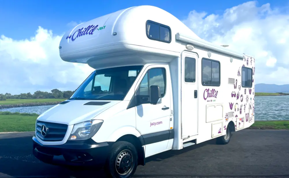 6-Berth Motorhome - image 2