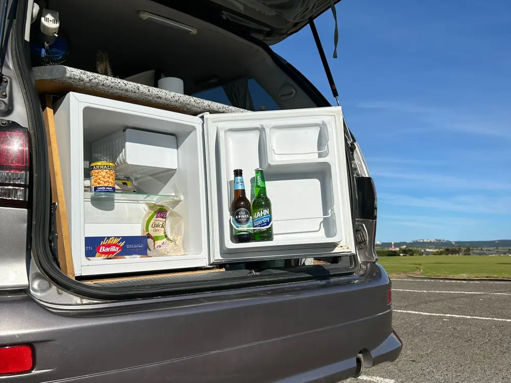 Compact 2 Berth Camper - image 5