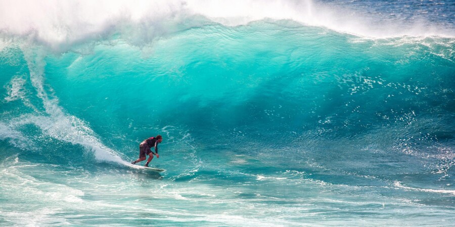 If you're a traveller chasing waves on a budget you've come to the right place. Here's our guide to Imoova's best $1/day campervan deals for surf enthusiasts.