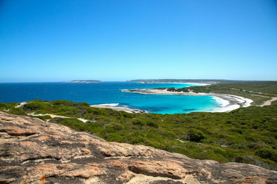 Discover how to explore Western Australia on a budget with cheap campervan travel, free camping tips and affordable roadtrip routes.