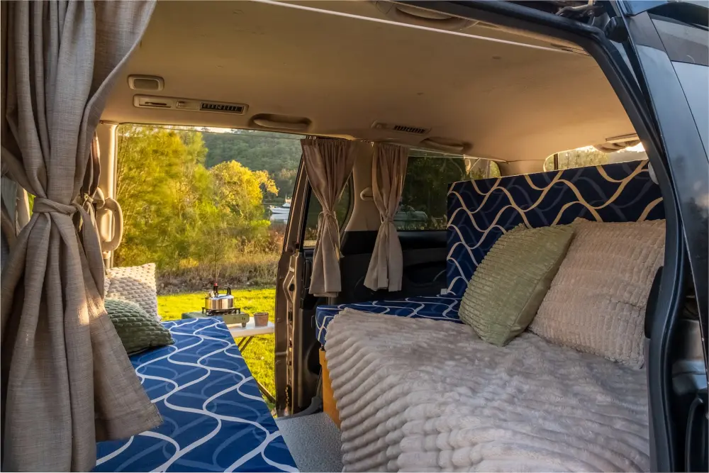 Compact 2 Berth - image 11