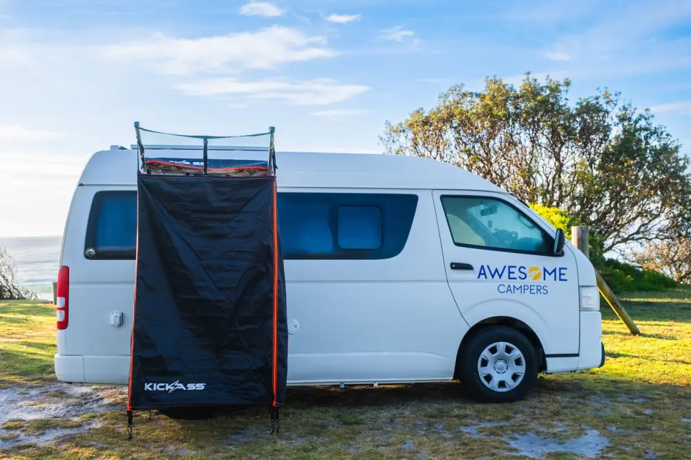 Coast Hopper 3 Berth - image 15