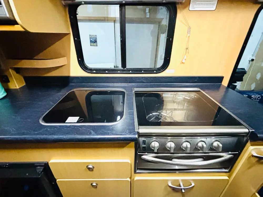 FV's Road Runner - image 10