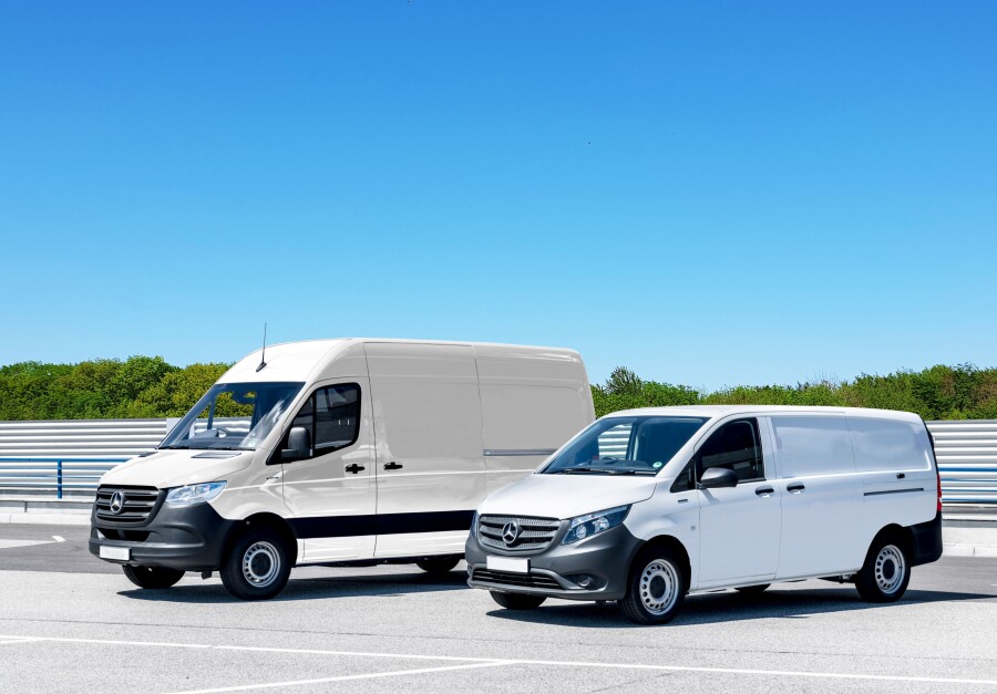 Customer Relocations vs Professional Drivers: Which Is Right for Your Fleet?