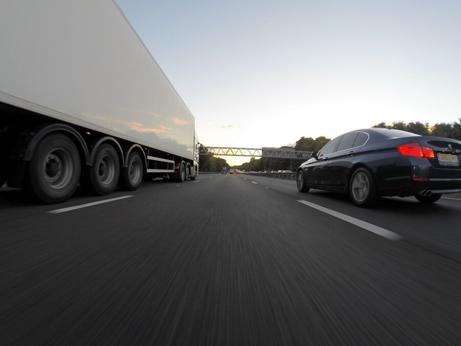 10 Signs Your Fleet Needs a Better Vehicle Relocation Strategy