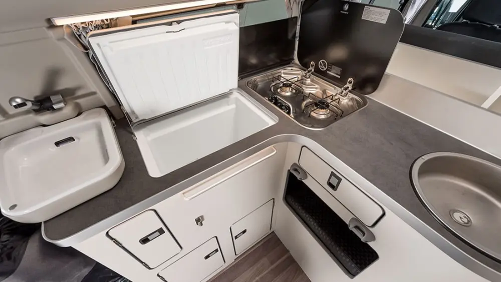 4 berth Campervan - image 4