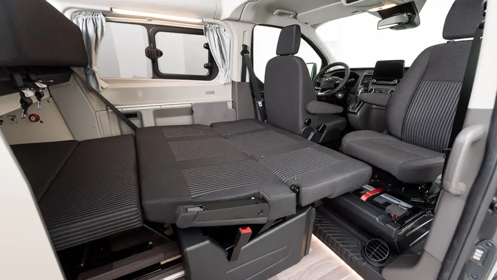4 berth Campervan - image 5