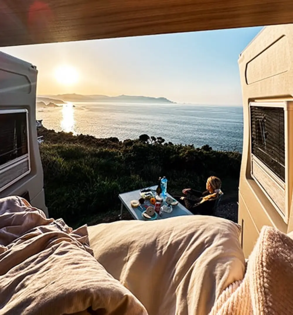 4 berth Campervan - image 10