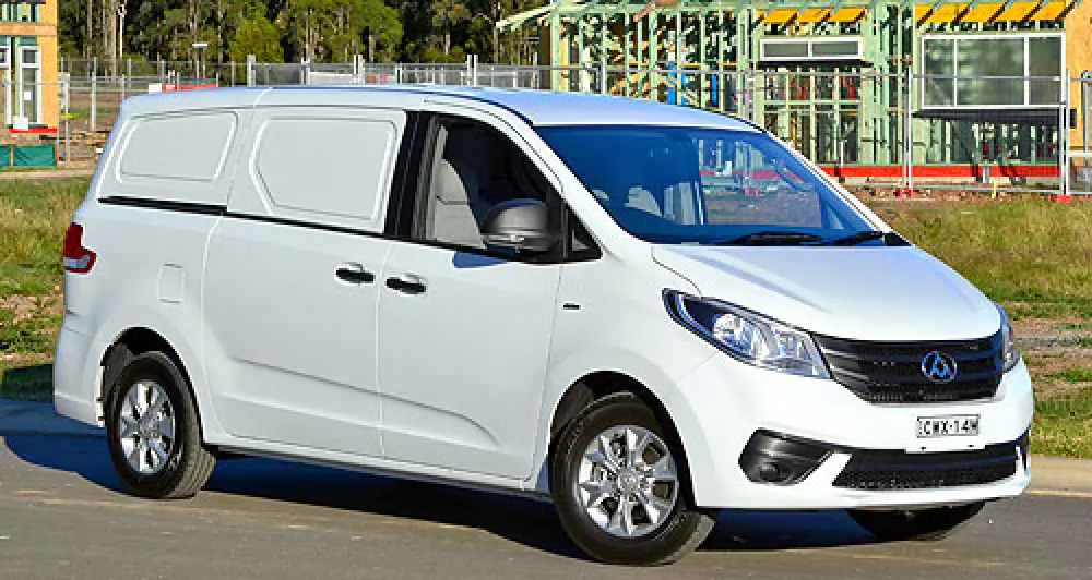 1 Tonne Van - image 2