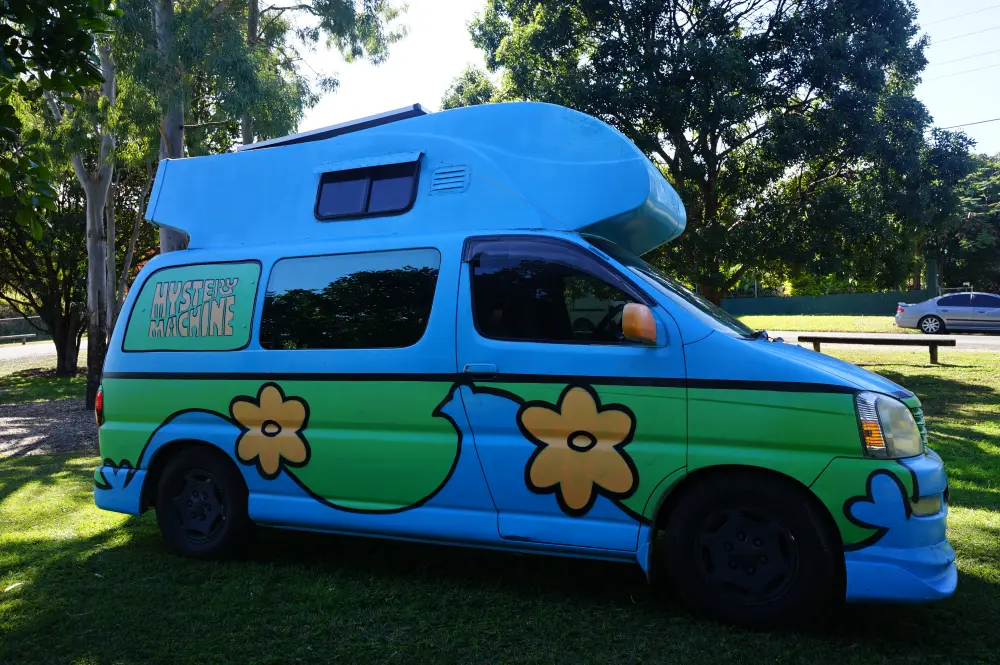 Mystery Machine 2 Hightop - image 2