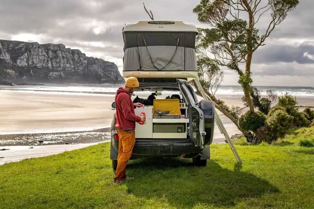 Trasloco di 2 Berth With Roof Top Tent da Christchurch a Auckland